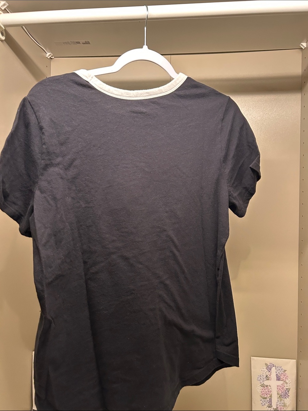 Old Navy Ringer Tee Size Large - Picture 2 of 4